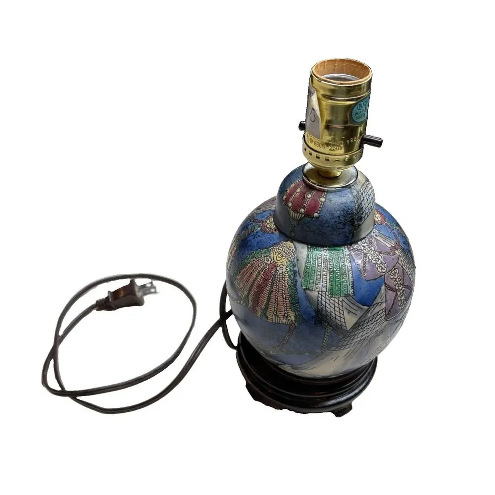 Chinoiserie Blue Chains and Tassels Table Lamp 11